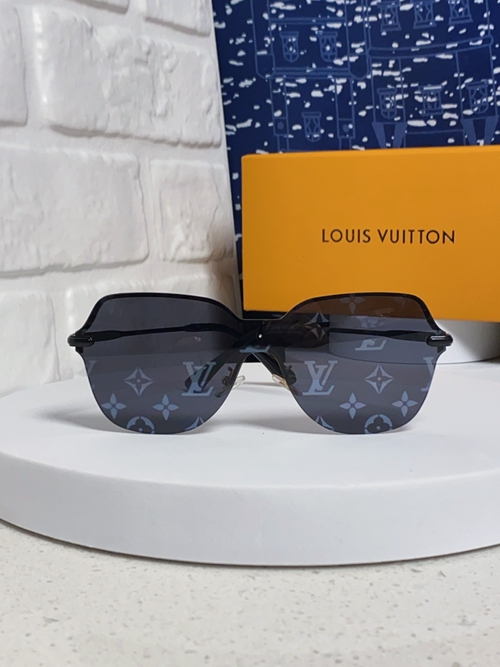 ルイヴィトンサングラス正面デザイン